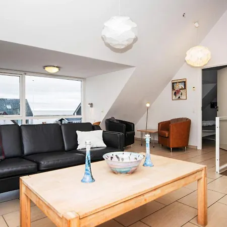10 Person Holiday In Glesborg