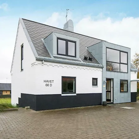 10 Person Holiday In Glesborg Bønnerup